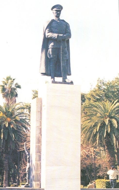 Atatürk Adana Anıtı