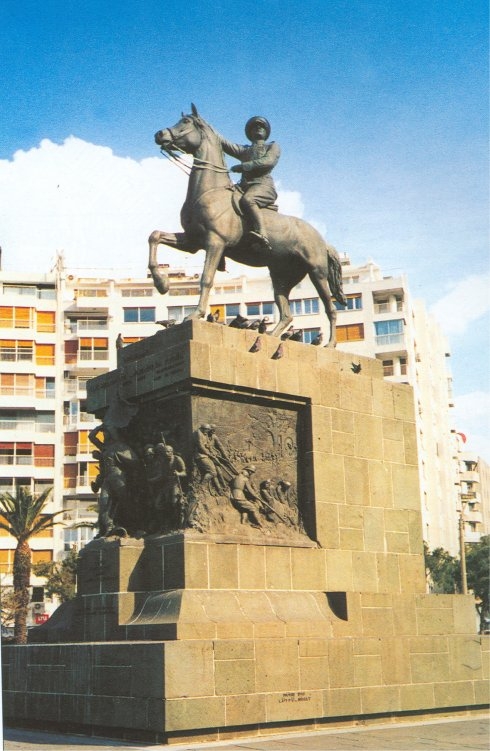 Atatürk Cumhuriyet Anıtı