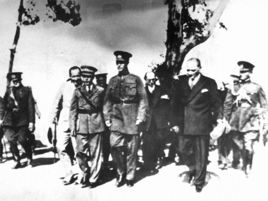 Atatürk Fotoğraf Arşivi
