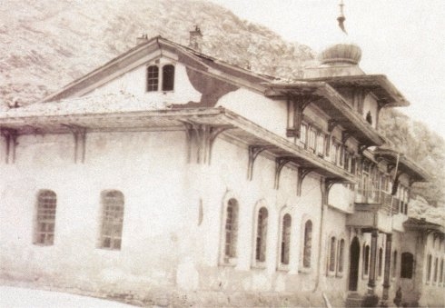 Atatürk Saraydüzü Anıtı