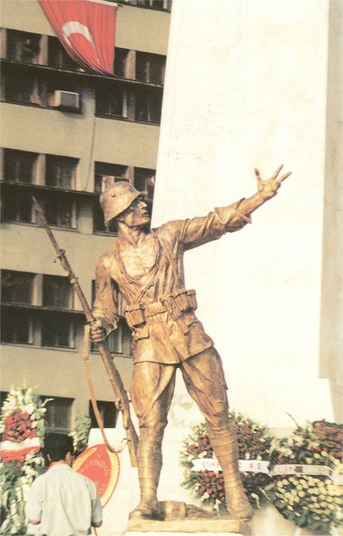 Atatürk Ulus Anıtı