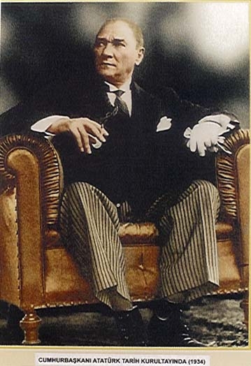 Cumhurbaşkanı Atatürk Tarih Kurultayında - 1934