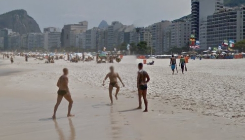 Plajda dahi insanları rahat bırakmayan Google
